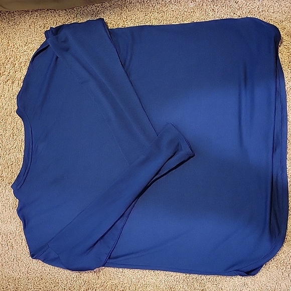 Cabana by Crown and Ivy Navy Tunic NWT - Picture 4 of 4